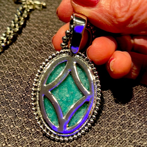 Great casual necklace. Chain is 17 inches long. Only worn a handful of times. - Picture 3 of 9